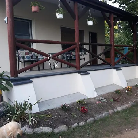 Goscinny Nad Jeziorem Limajno Holiday home *